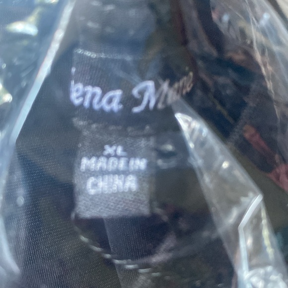 ATHENA MARIE Modern Tummy Control
Leggings - Picture 8 of 9